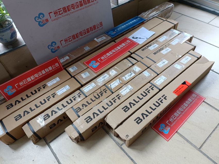 Balluff巴鲁夫 BES00PY+BES 516-325-G-E5-C-S4 电感式传感器接近开