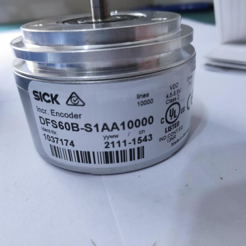 原装施克SICK VTF18-4N1212传感器 VTE18-4N4212四线光电开关