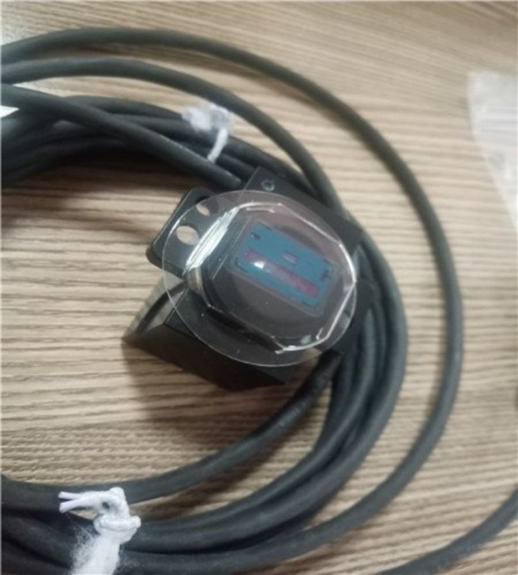 河南信阳市供海德汉编码器ID：823901-52 HEIDENHAIN