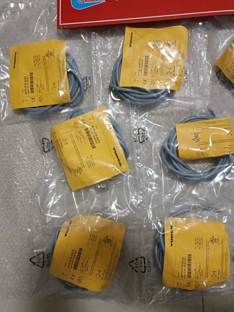 原装NICP-M30-8P8-0,3-RSC12T图尔克TURCK传感器