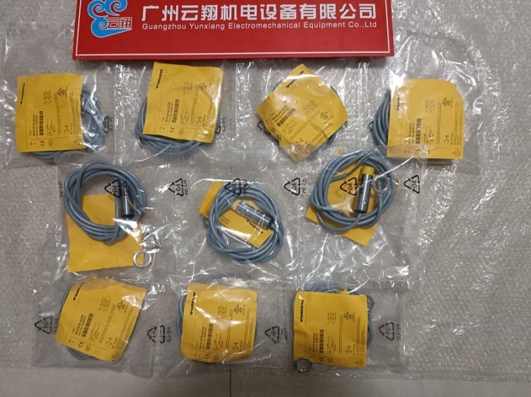 原装TURCK图尔克传感器BI5-M18-AZ3X
