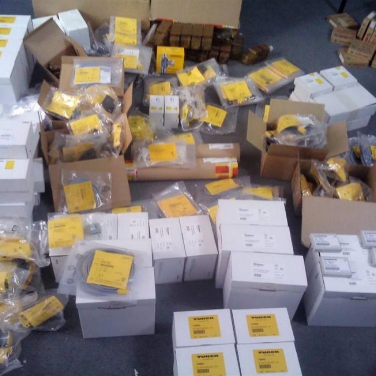 电子模块BL67-8DO-0.5A-P原装图尔克TURCK