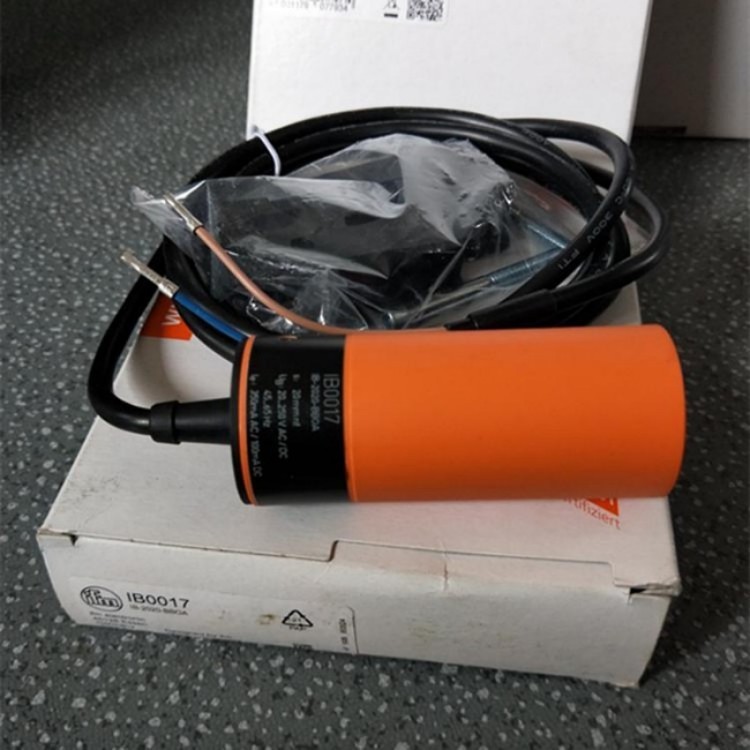 IFC241 进口易福门IFM 电感式接近开关