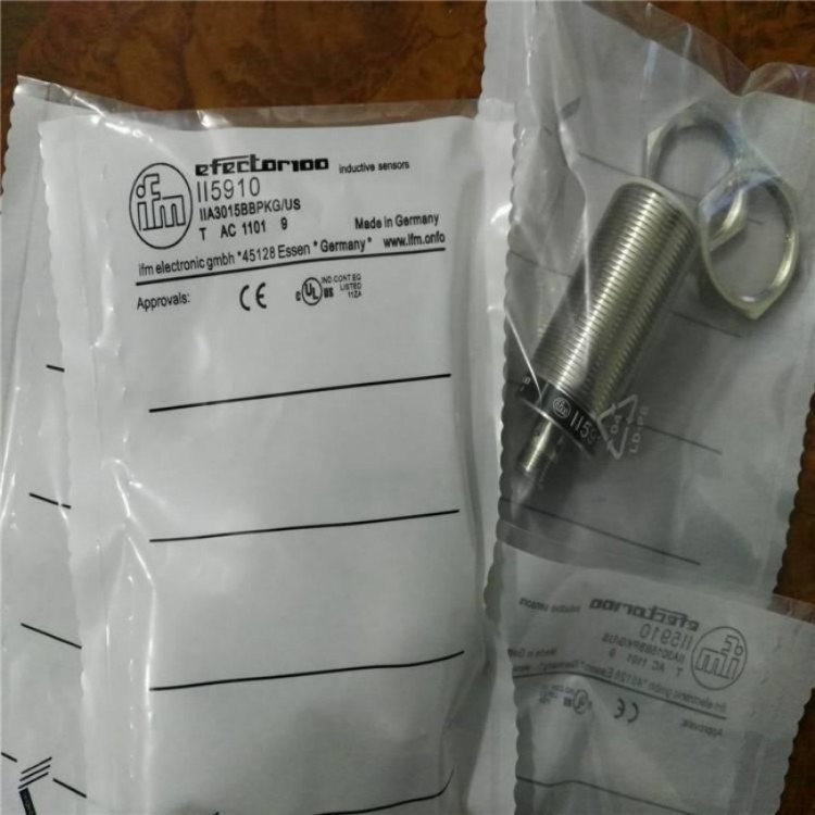 IY5045 电感式接近开关 德国易福门IFM 现货