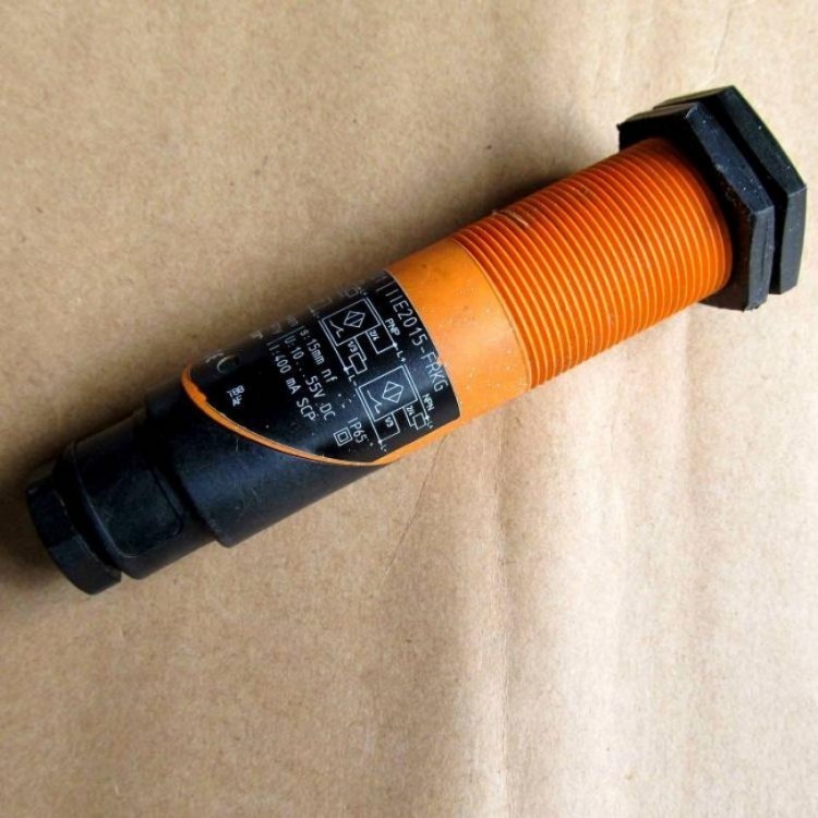 ID5026 全新易福门IFM 电感式接近开关