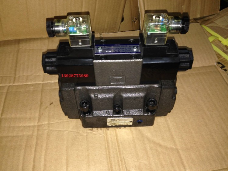 原装油研YUKEN变量柱塞泵 AR22-FR01C-22 高压油泵